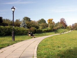 Park przy zamku w Sandomierzu